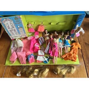 Topper Lot 8 Dawn Dolls 20+ Pieces Clothing Accessories Original Case 1970s EUC